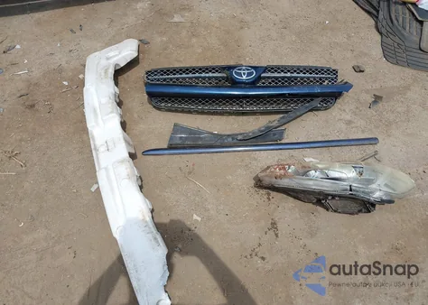 2004 Toyota Sienna Le z USA, uszkodzony, nr VIN 5TDBA23CX4S007676